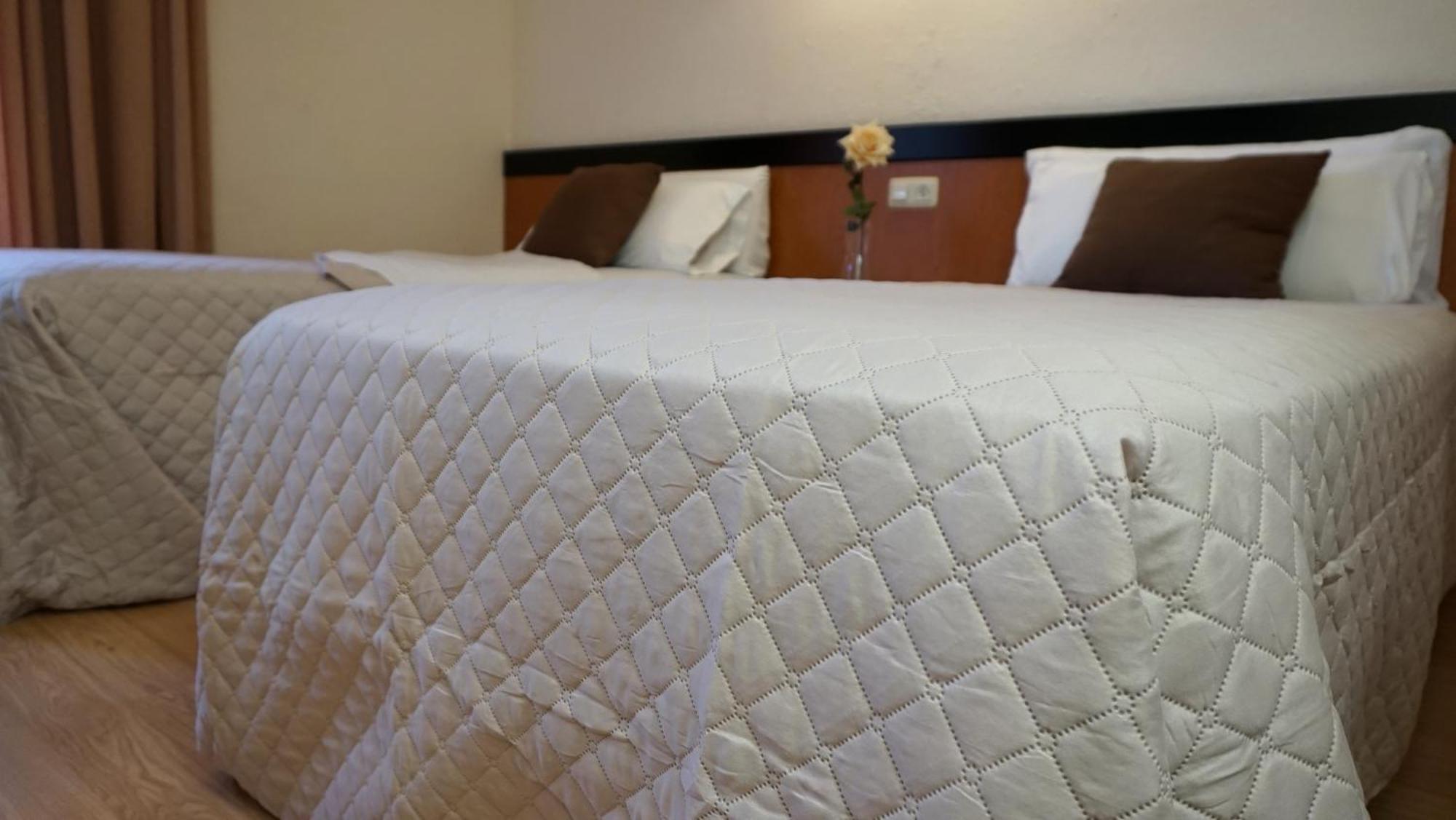 The Bb Hotel Boutique Can Colom Lloret de Mar Exterior foto